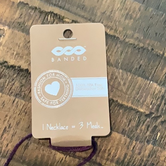 NWT ‘Banded’ Baby Teething Necklace for Mom - Picture 4 of 4